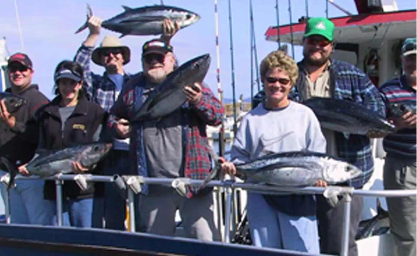 Pacific Salmon Charters background